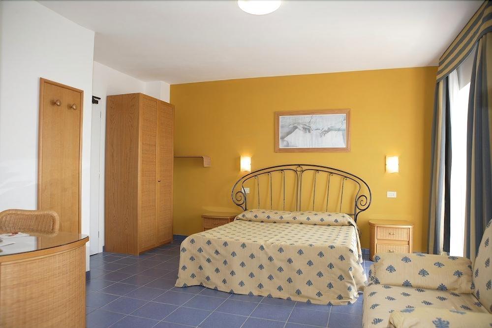 Hotel Garni' Serena Caorle Eksteriør billede