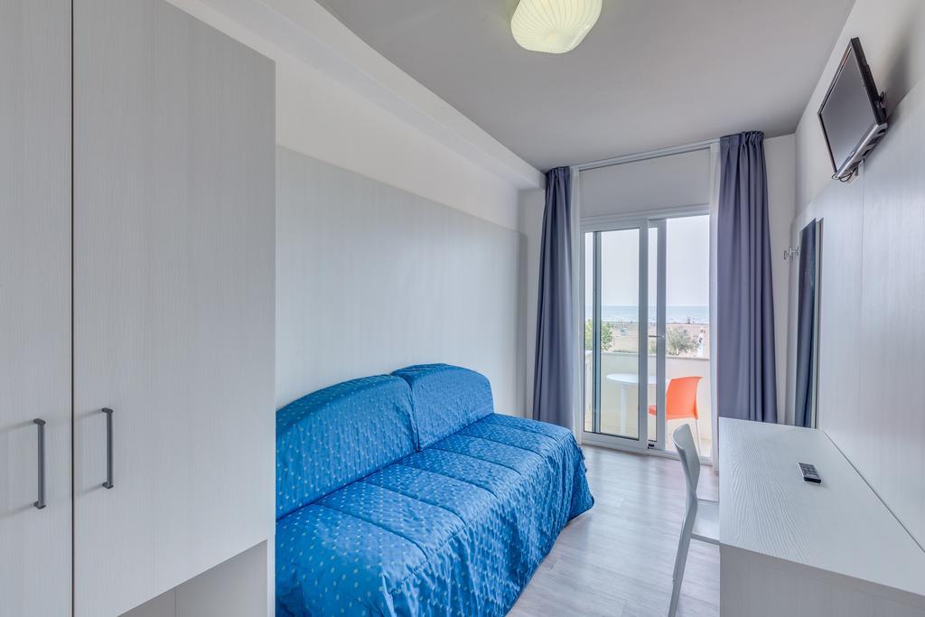 Hotel Garni' Serena Caorle Eksteriør billede